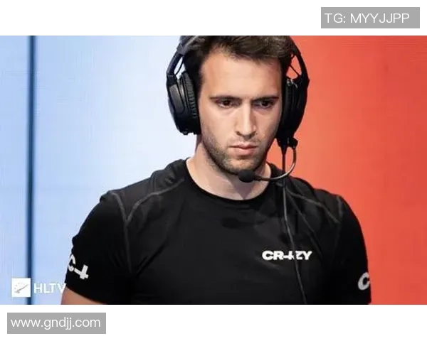 FPX在CSGO赛事中的实力表现引发热议与争议分析